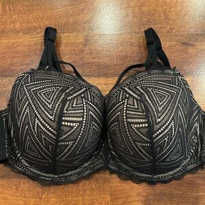 Adore Me Black Geometric Underwire Bra 46D Lace Balconette Back Closure Lined